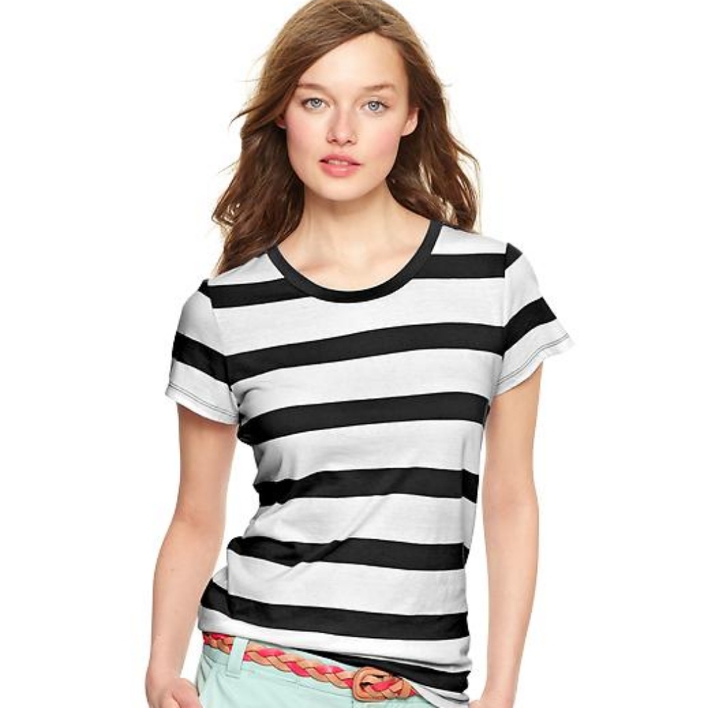 XS Gap Black and White Striped T-Shirt